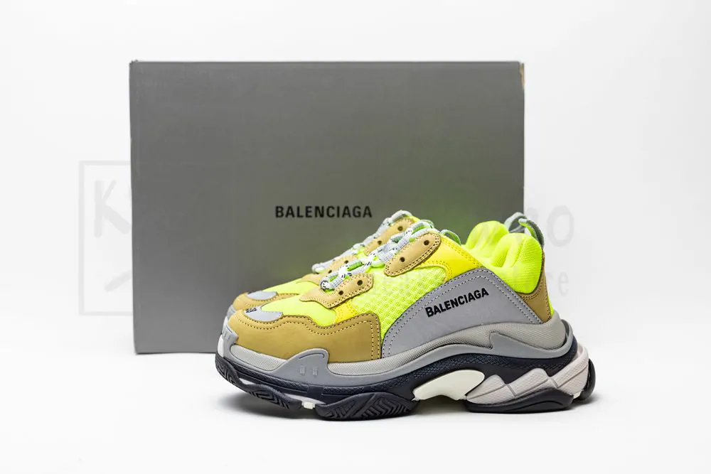 balenciaga wmns triple s trainer 