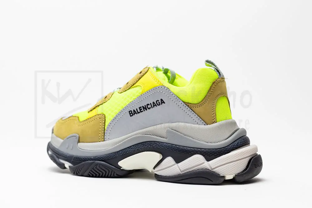 balenciaga wmns triple s trainer 