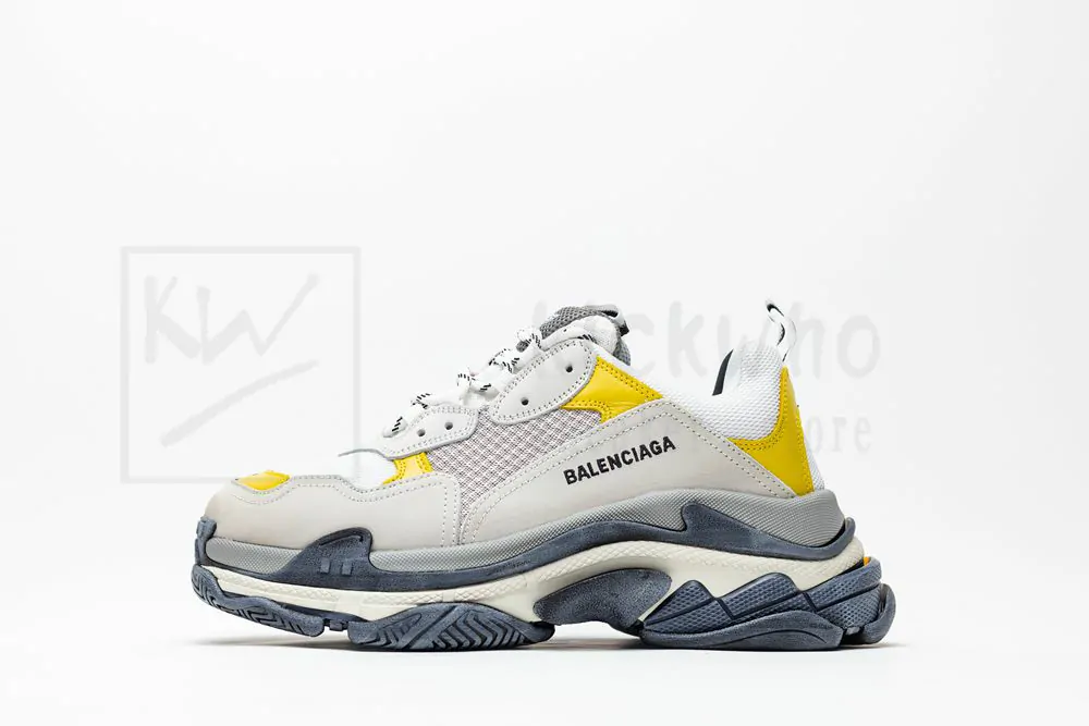 balenciaga triple s sneaker 