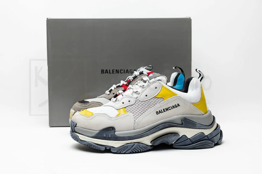 balenciaga triple s sneaker 