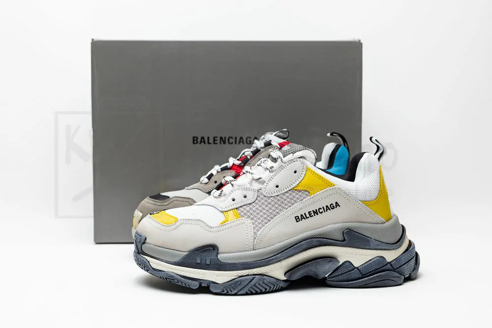 balenciaga triple s sneaker 