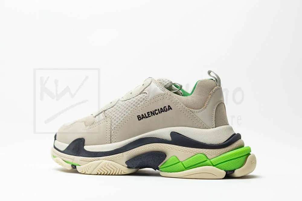 balenciaga wmns triple s sneaker 