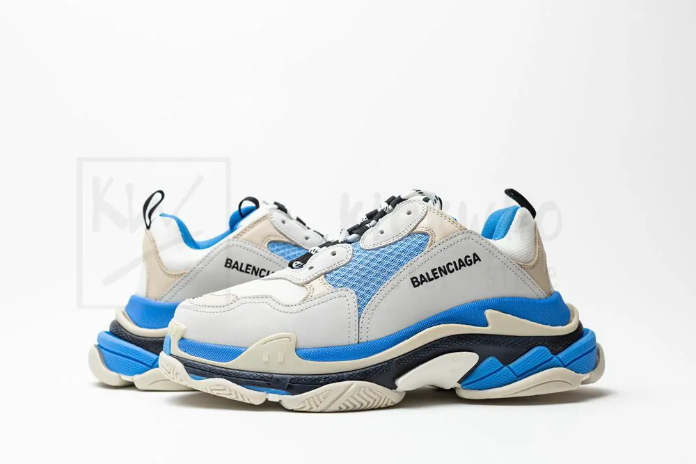 balenciaga triple s sneaker 