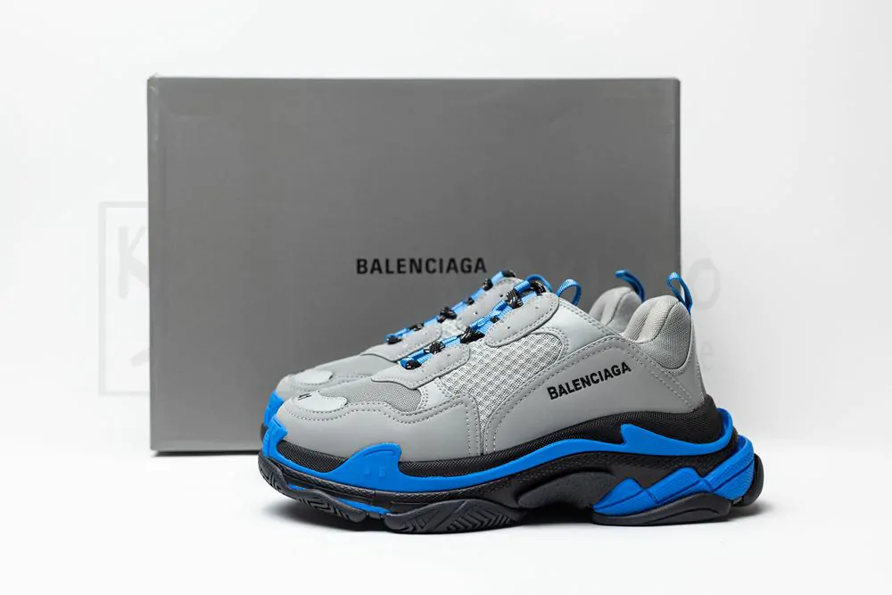 balenciaga triple s sneaker 