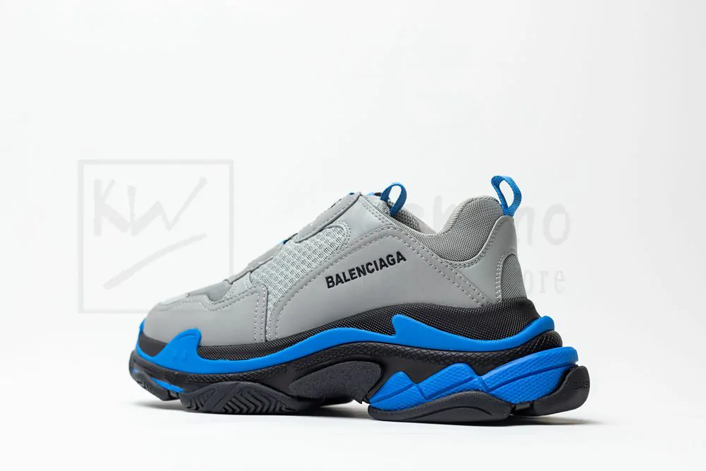 balenciaga triple s sneaker 