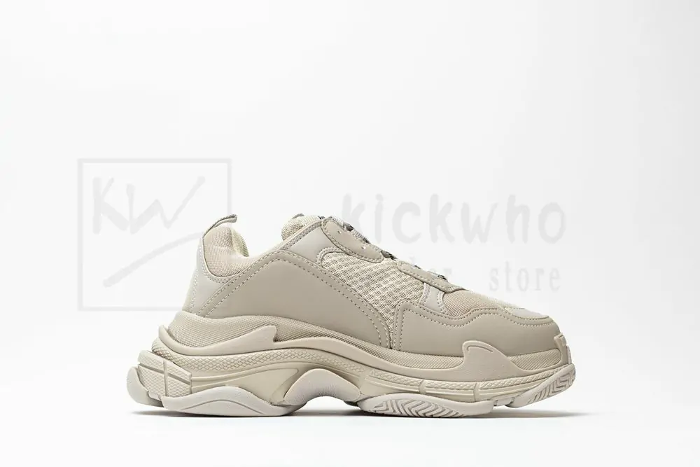 balenciaga wmns triple s sneaker 