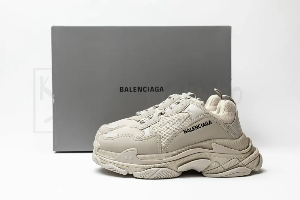 balenciaga wmns triple s sneaker 