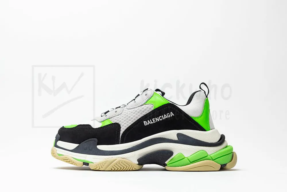 mr. porter x balenciaga wmns triple s trainer 