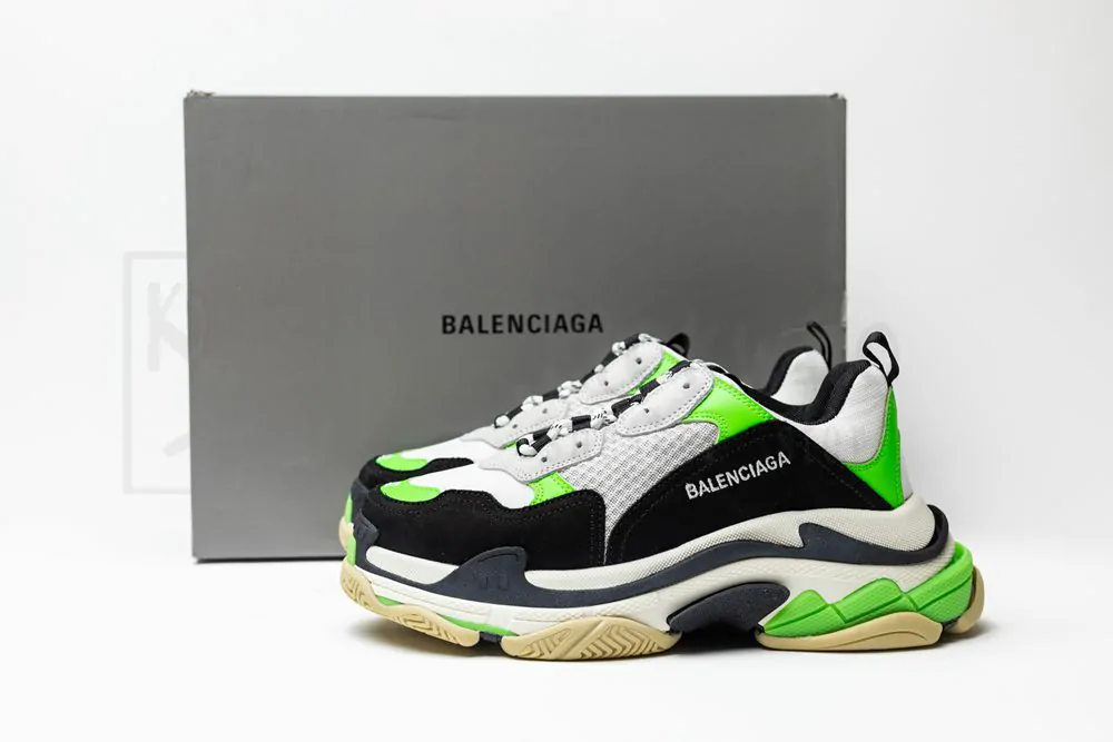 mr. porter x balenciaga wmns triple s trainer 