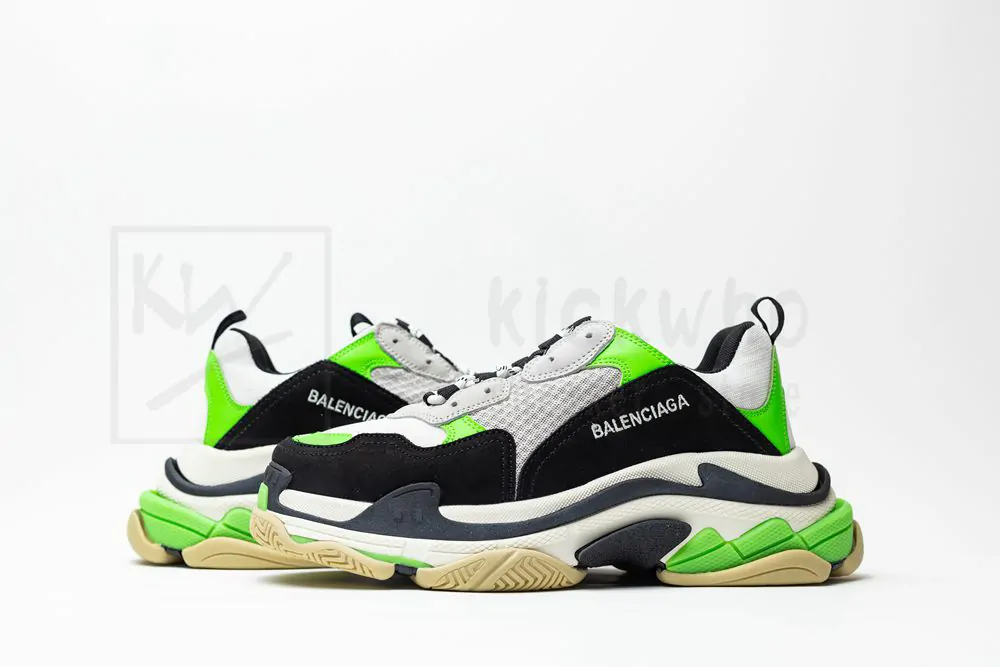 mr. porter x balenciaga wmns triple s trainer 