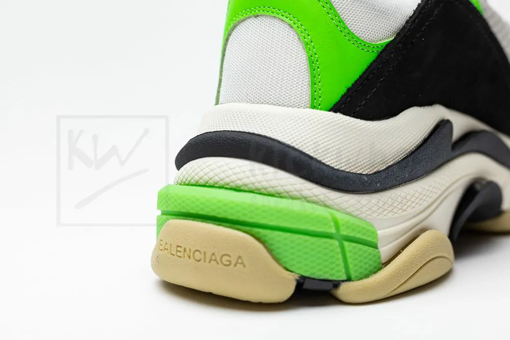 mr. porter x balenciaga wmns triple s trainer 