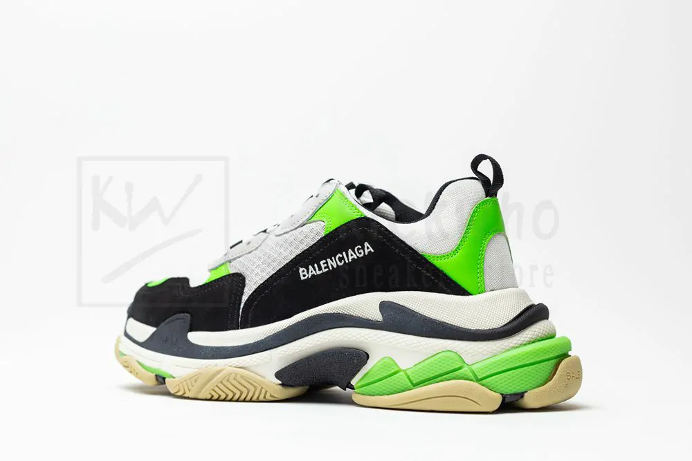 mr. porter x balenciaga wmns triple s trainer 