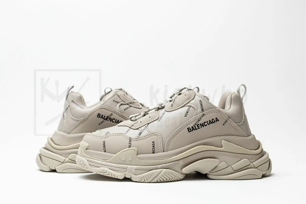 balenciaga wmns triple s sneaker 