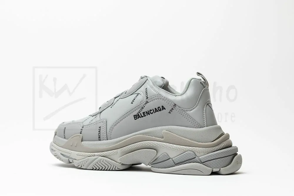 balenciaga triple s sneaker 