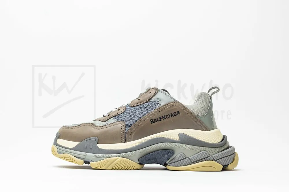 balenciaga triple s sneaker 