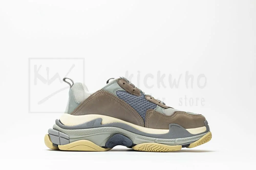 balenciaga triple s sneaker 