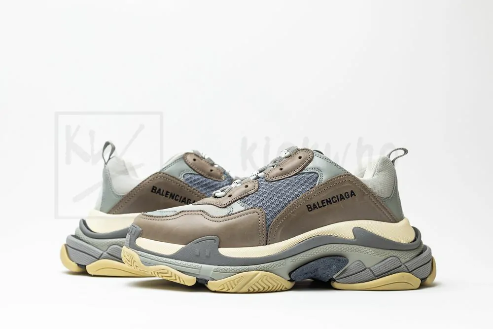 balenciaga triple s sneaker 