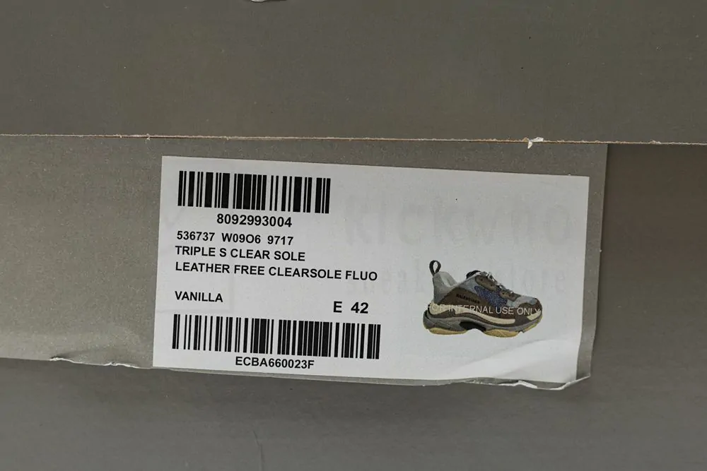 balenciaga triple s sneaker 