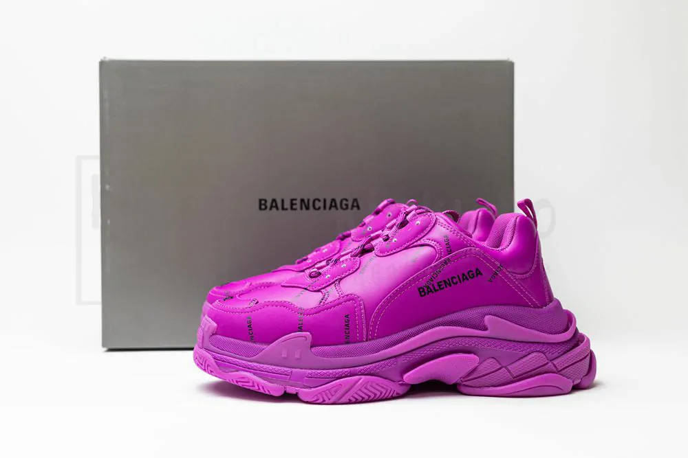 balenciaga wmns triple s sneaker 