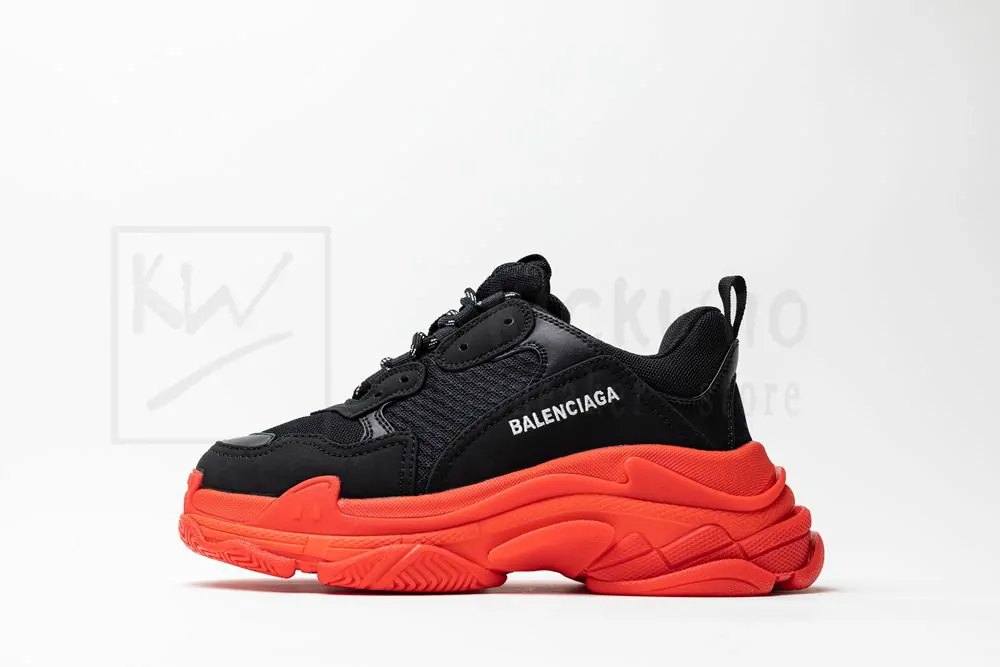 balenciaga triple s sneaker 