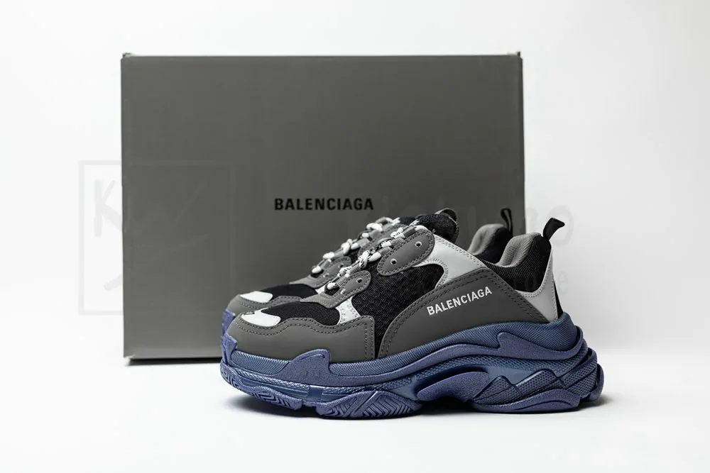 balenciaga triple s sneaker 