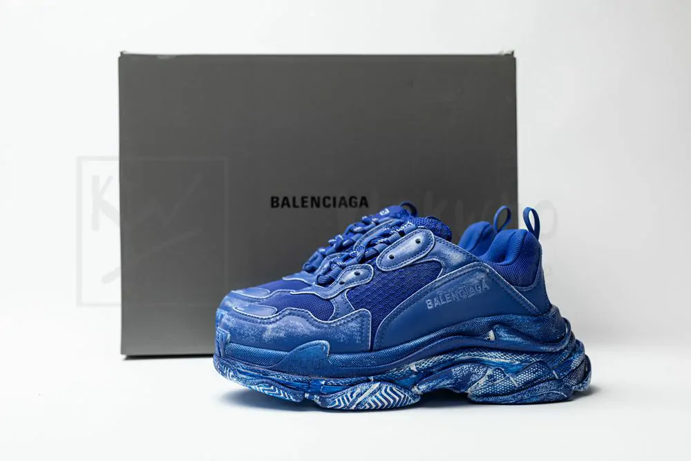 balenciaga triple s sneaker 