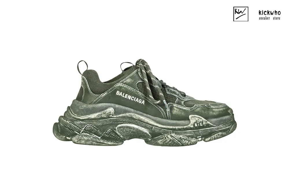 balenciaga triple s sneaker ''dark green''