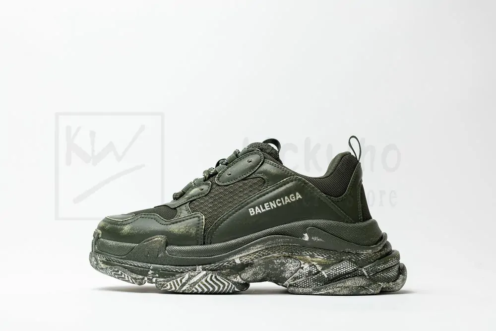 balenciaga triple s sneaker 