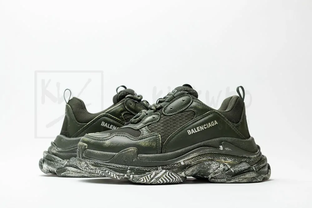 balenciaga triple s sneaker 