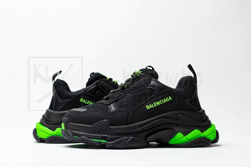 balenciaga triple s sneaker 