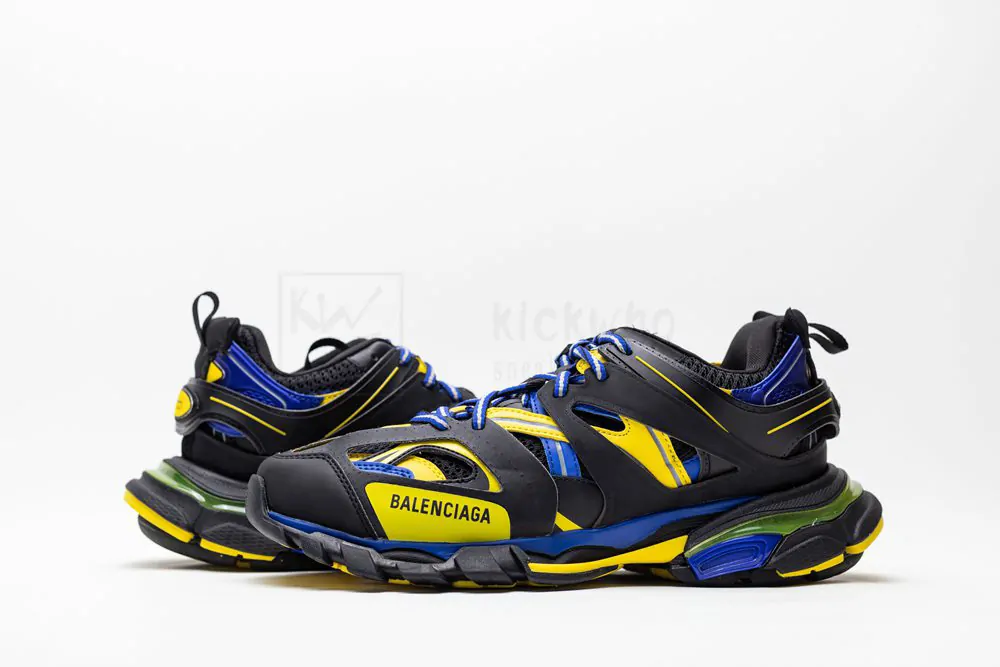 balenciaga track trainer 