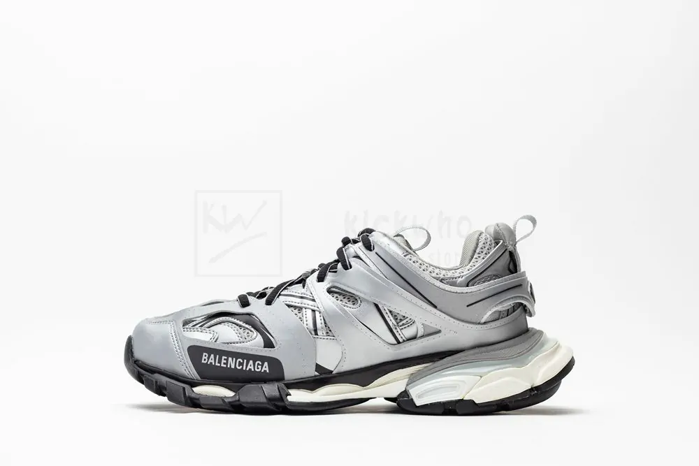 balenciaga track trainer 