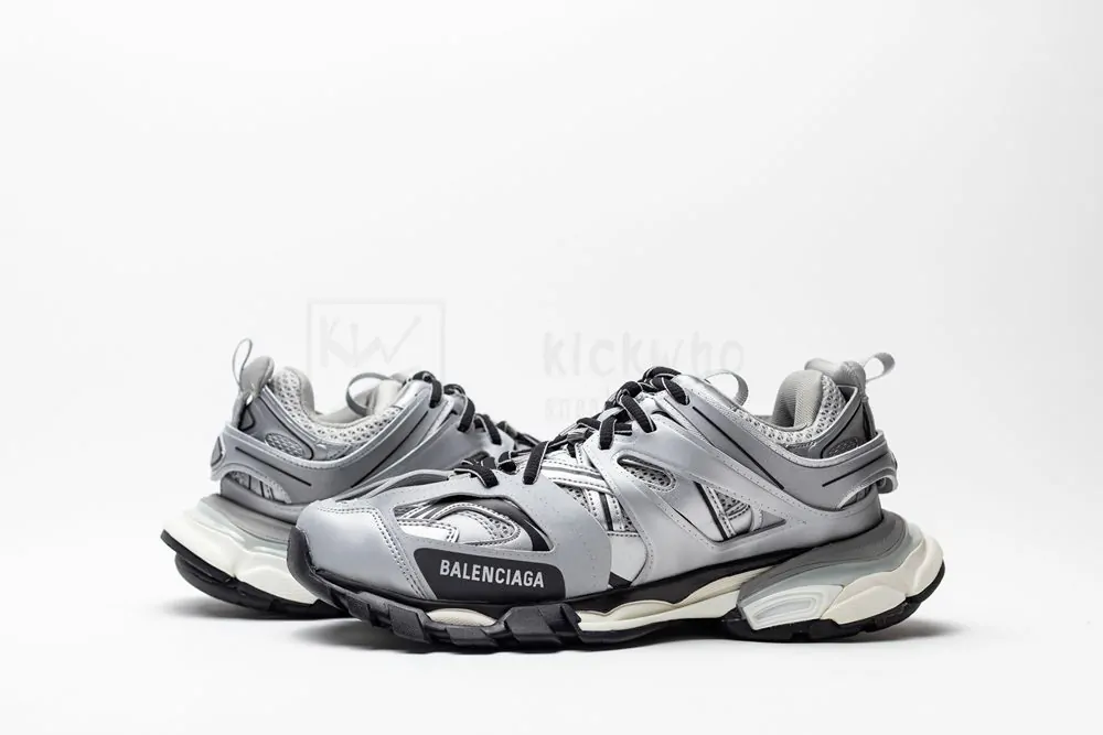 balenciaga track trainer 