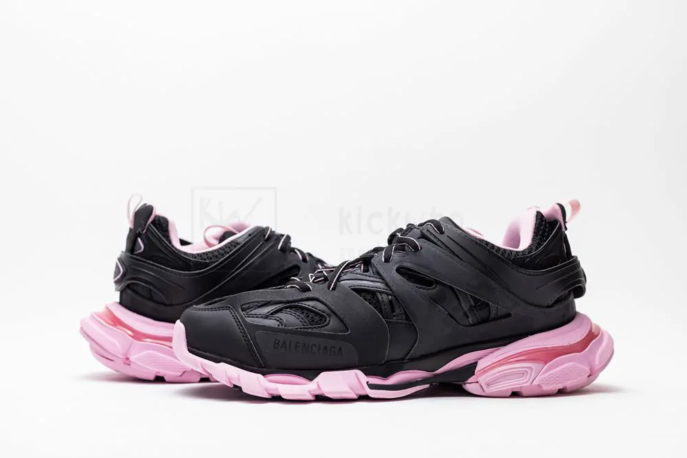 balenciaga wmns track sneaker 