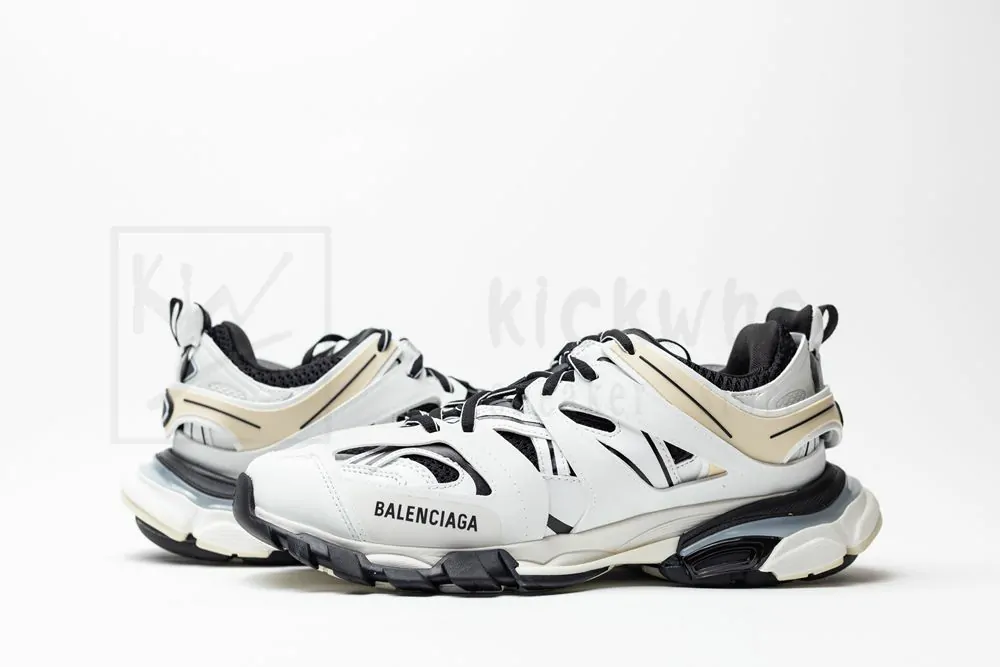 balenciaga wmns track sneaker 