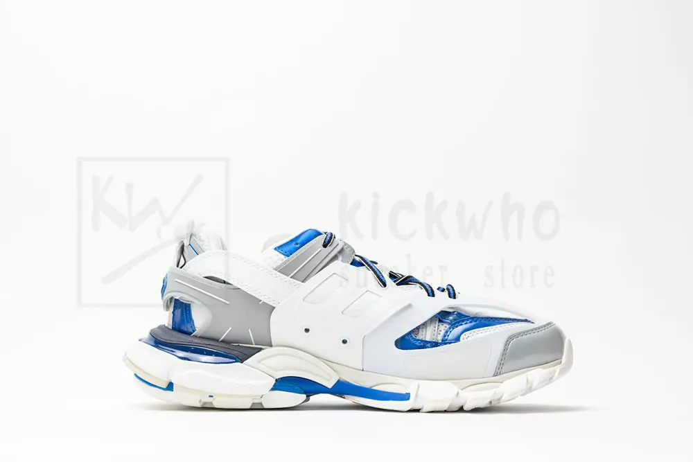 balenciaga track sneaker 