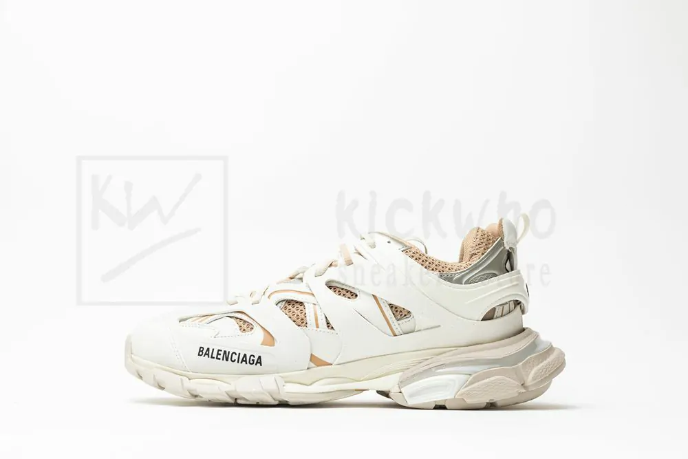 balenciaga track sneaker 