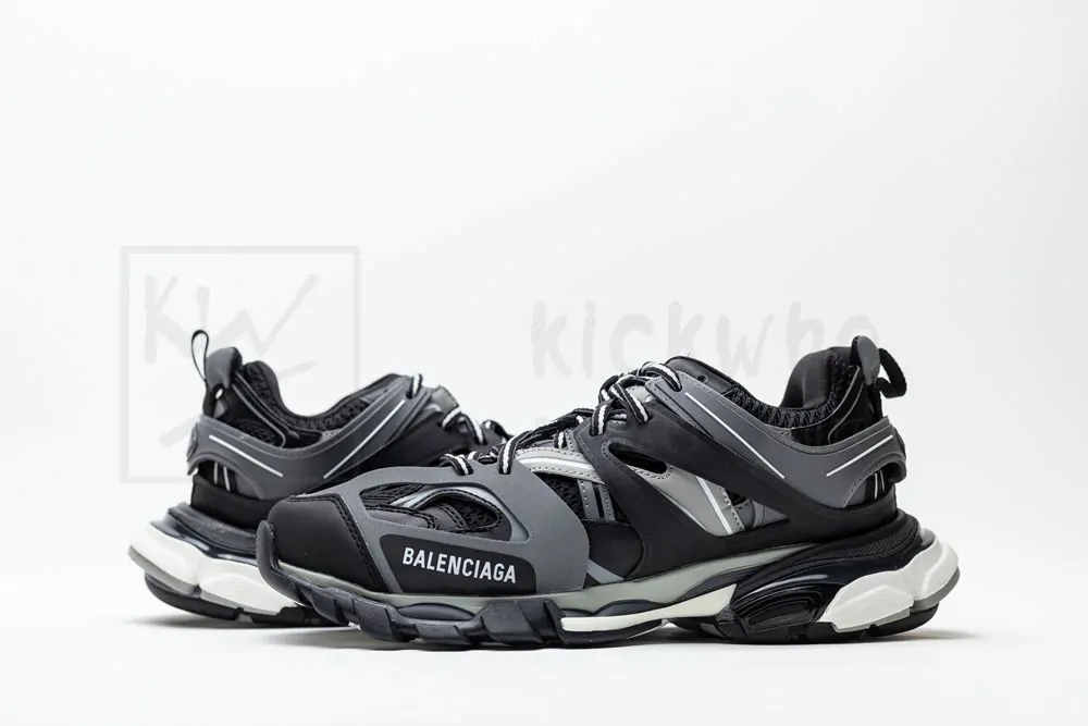 balenciaga track trainer 