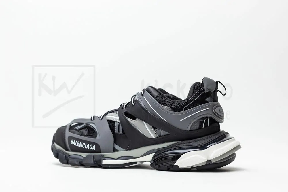 balenciaga track trainer 