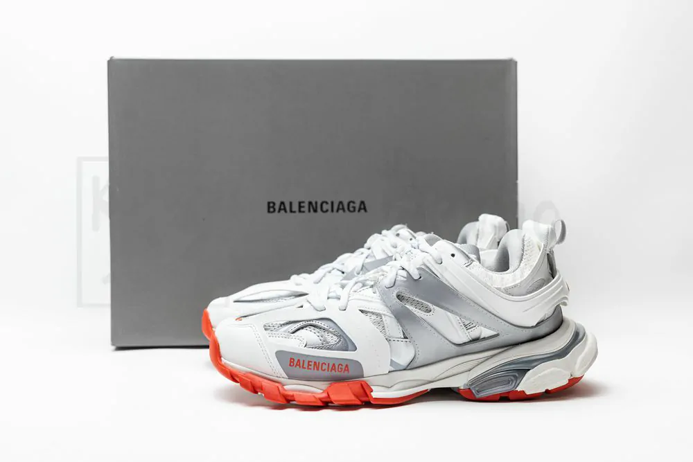 balenciaga track sneaker 