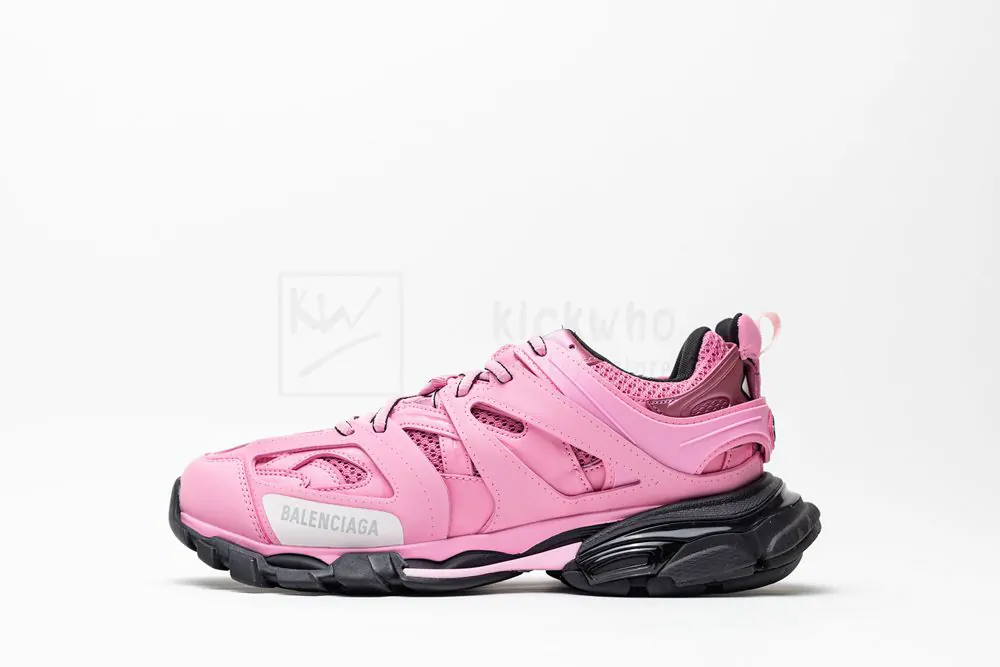 balenciaga wmns track sneaker 