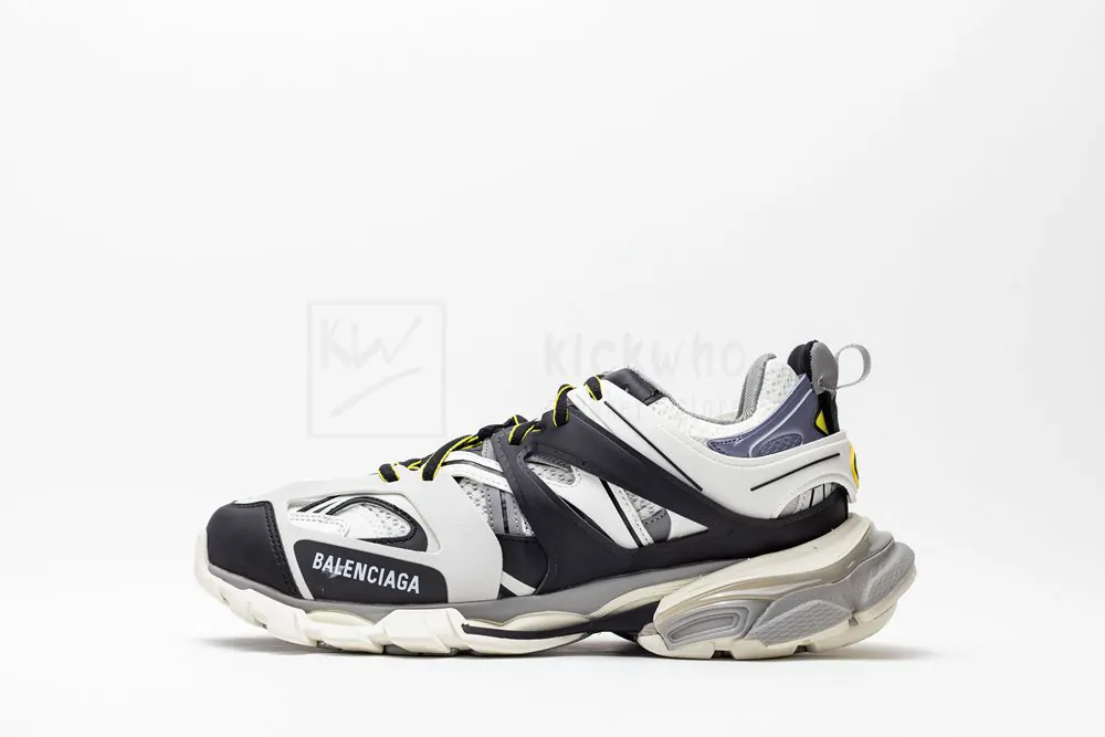 balenciaga track trainer 