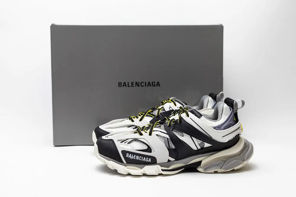 balenciaga track trainer 