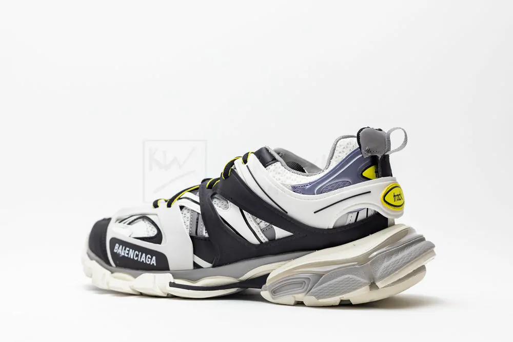 balenciaga track trainer 