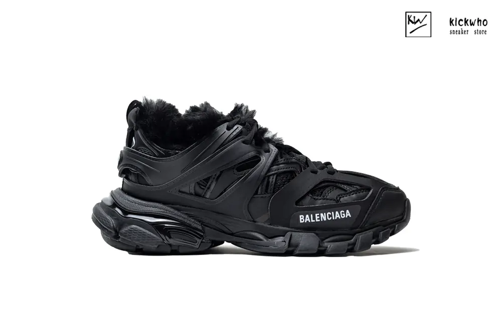 balenciaga track sneaker ''black'' plush black