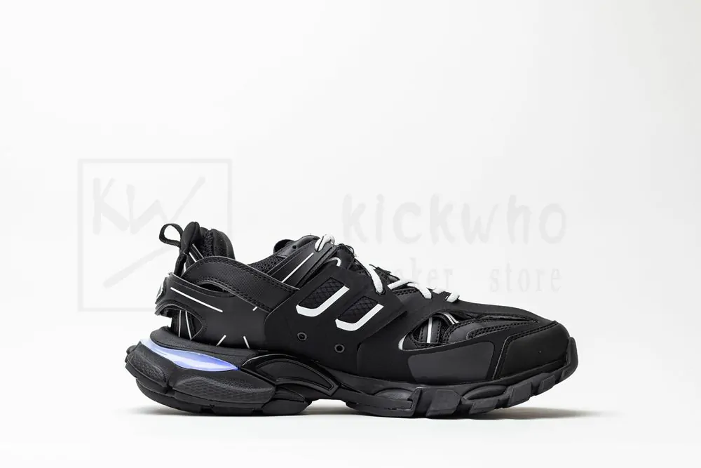 balenciaga track sneaker 