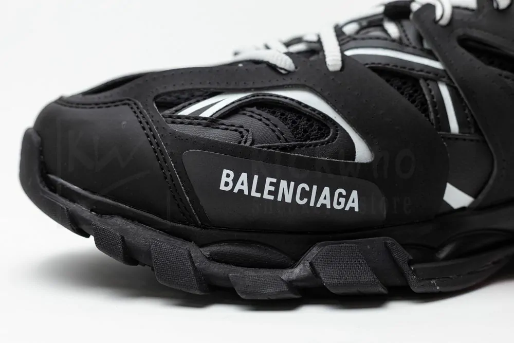 balenciaga track sneaker 