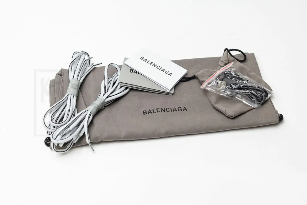 balenciaga track sneaker 