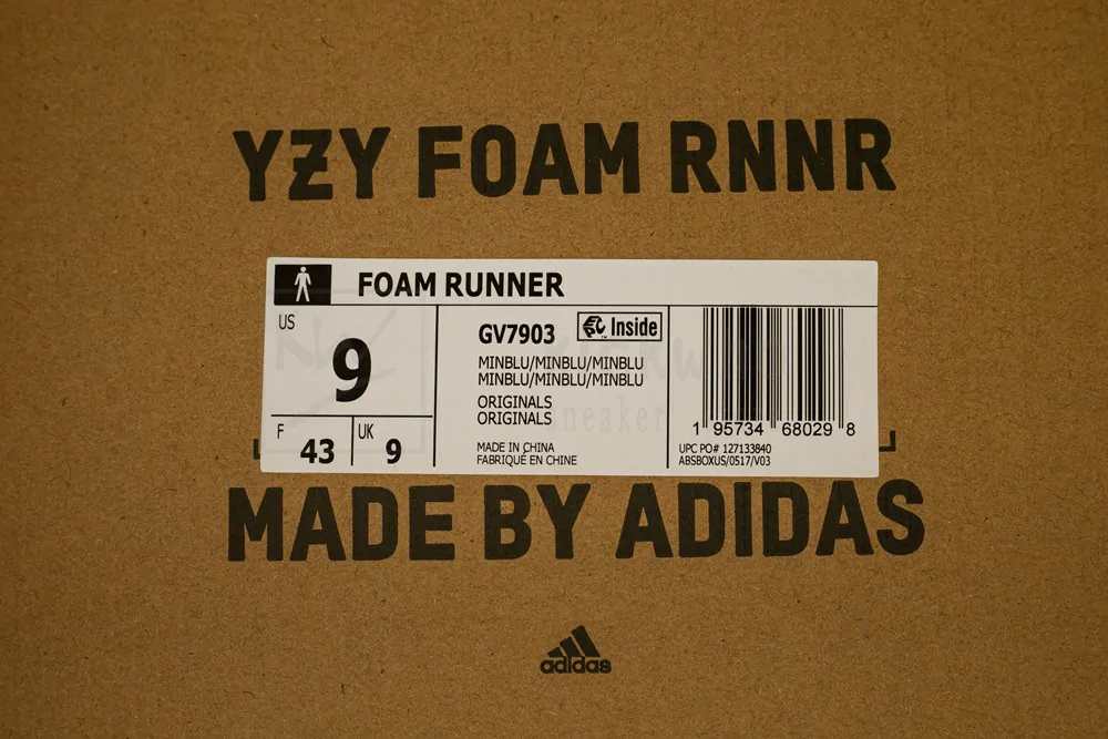 yeezy foam runner 