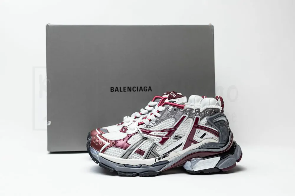 balenciaga runner burgundy